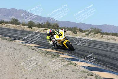 media/Dec-04-2025-Racers Edge (Thu) [[5ebc9f124d]]/2-A Group/1-Session 2 (Turn 7 Inside)/